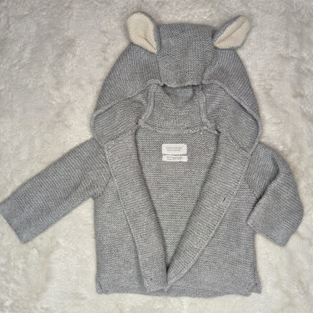 babyGap║Beatrix Potter Baby Brannan Sweater║Size 0-3M
